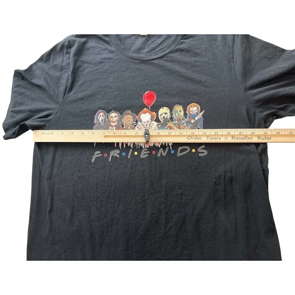 Halloween T-Shirt Scary Movie Characters Friends Black XL IT Chucky Freddy